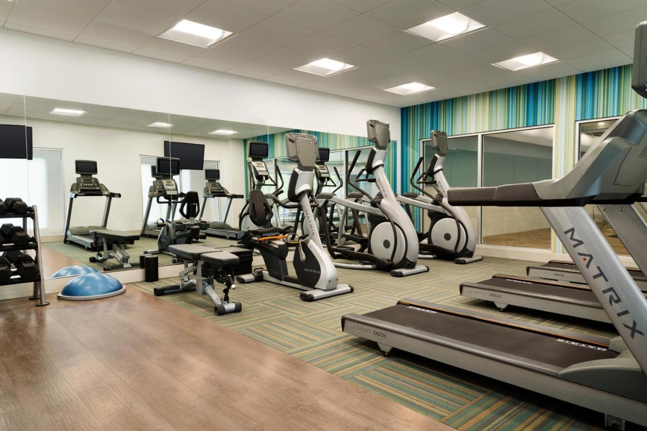 Holiday Inn Express & Suites - Calgary Airport Trail Ne By Ihg Экстерьер фото